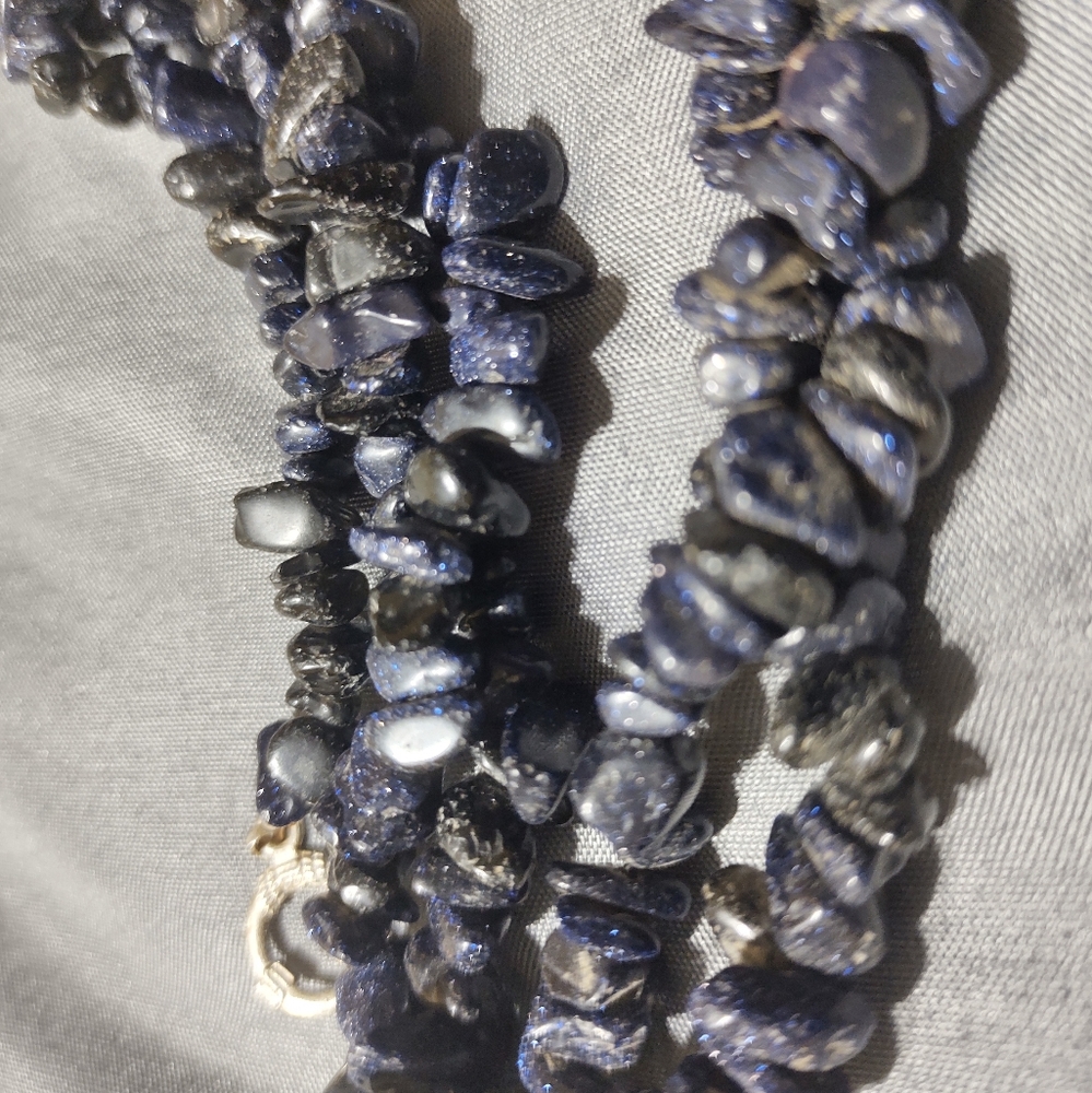Beautiful stone necklace - Picture 4 of 4
